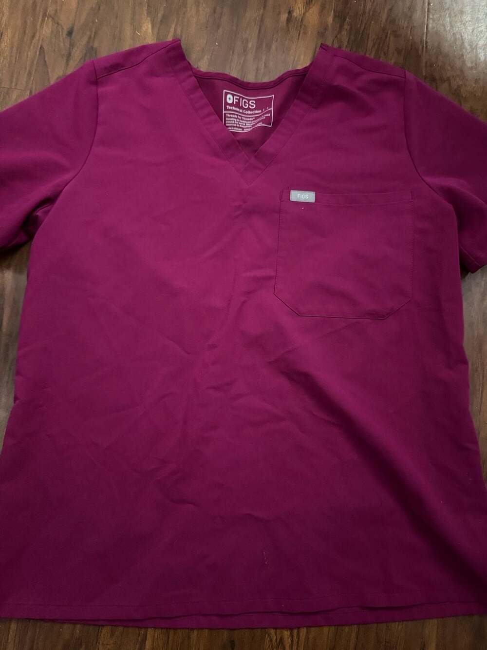FIGS Technical Collection Scrub Top Size L Magenta V-Neck Pocket